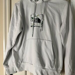 The North Face women’s Light Gray Hoodie